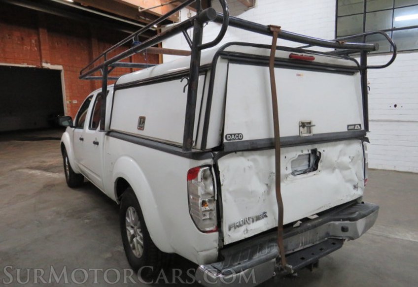 2016 Nissan Frontier - Image 8