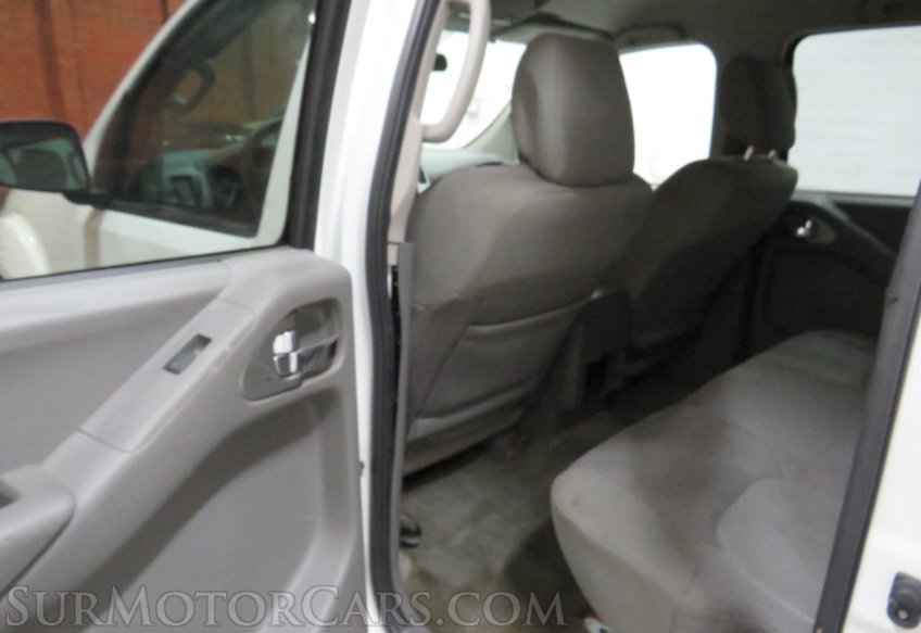 2016 Nissan Frontier - Image 23