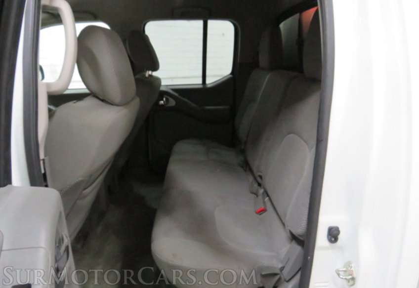 2016 Nissan Frontier - Image 25