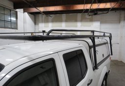 2016 Nissan Frontier - Image 13