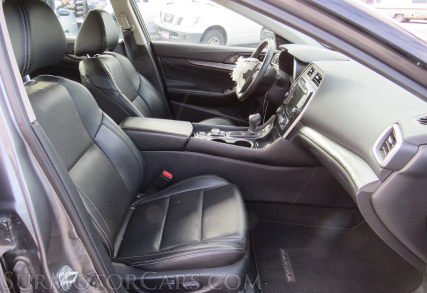 2020 Nissan Maxima - Image 26