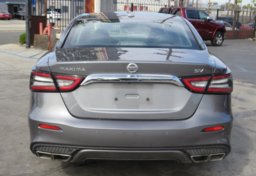 2020 Nissan Maxima - Image 12