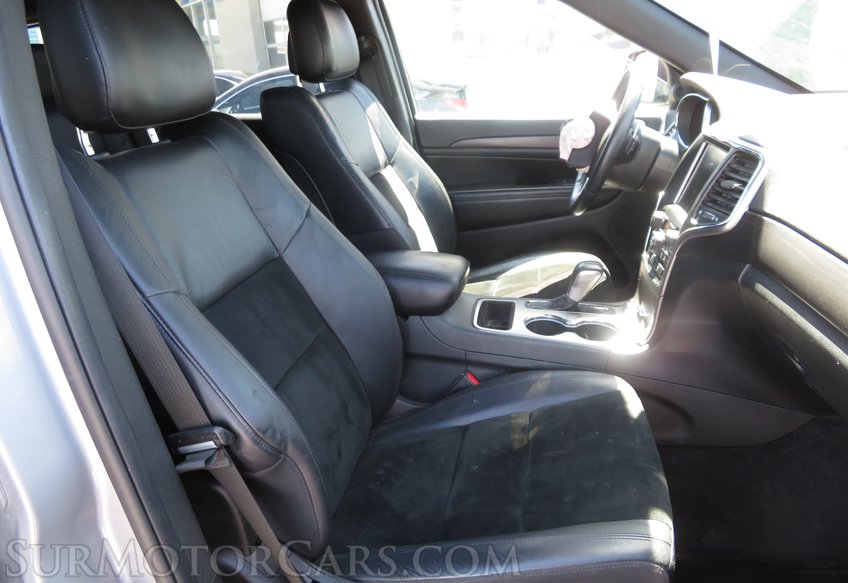 2017 Jeep Grand Cherokee - Image 22