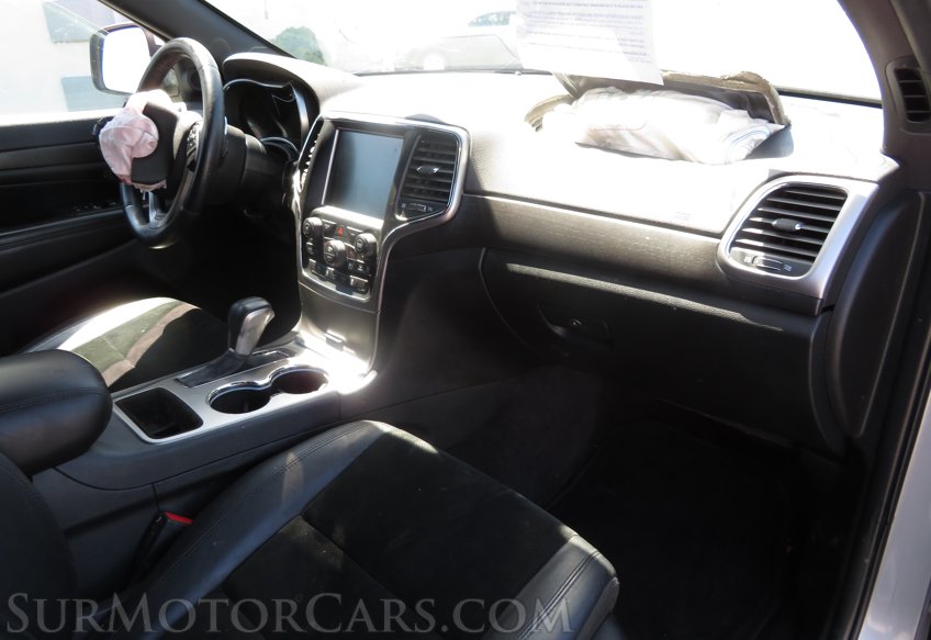 2017 Jeep Grand Cherokee - Image 23