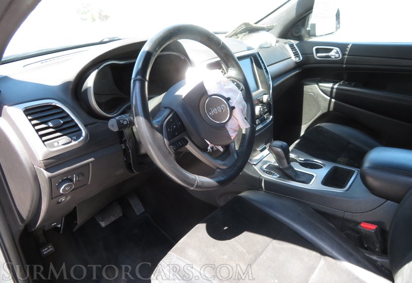 2017 Jeep Grand Cherokee - Image 20