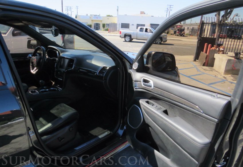 2014 Jeep Grand Cherokee - Image 21