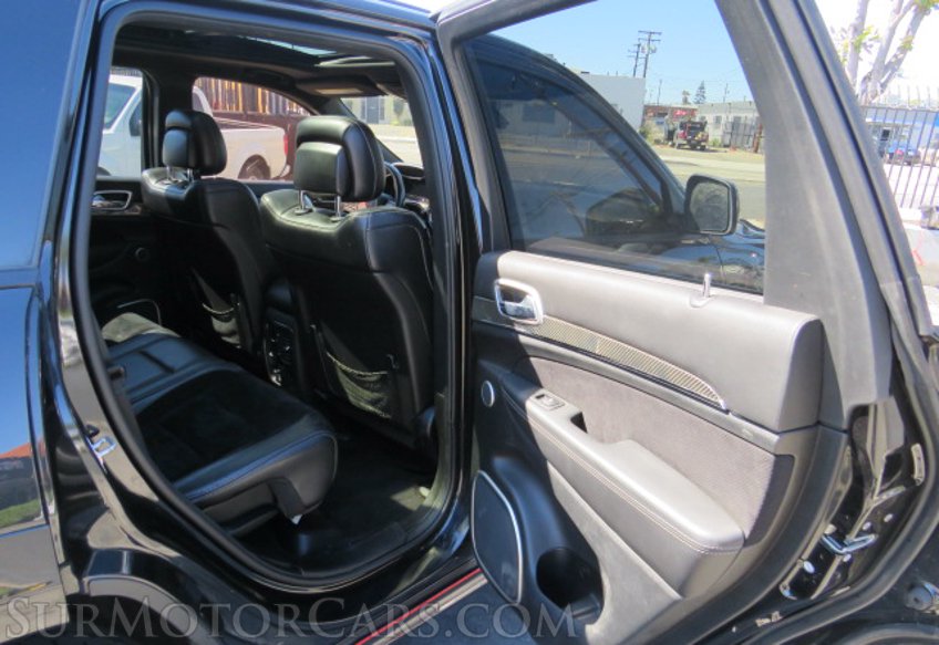 2014 Jeep Grand Cherokee - Image 28