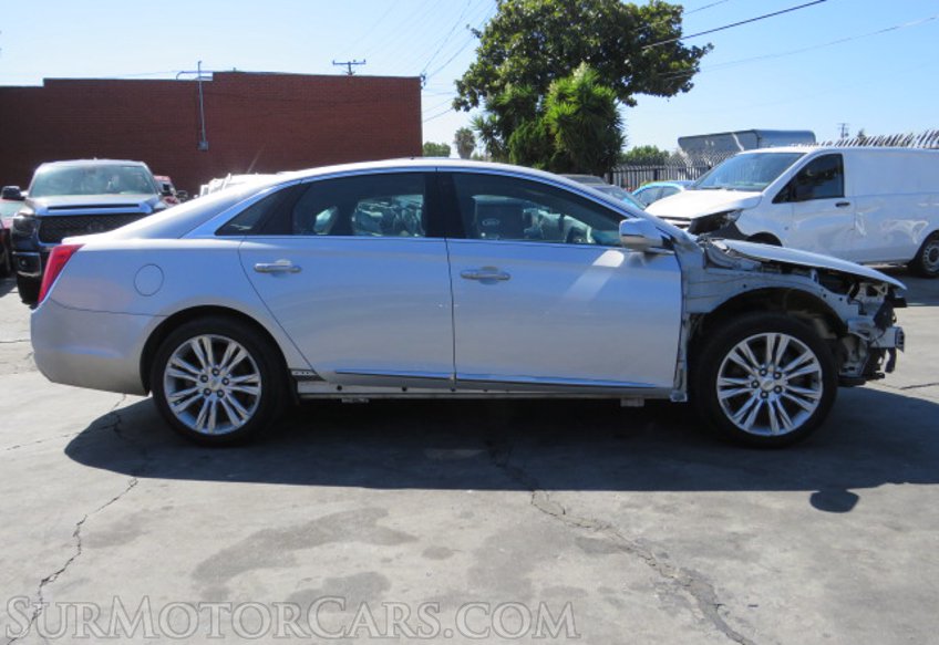2019 Cadillac XTS - Image 6