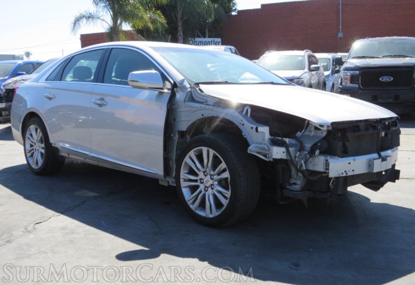 2019 Cadillac XTS - Image 4