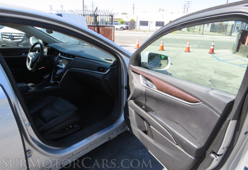 2019 Cadillac XTS - Image 23