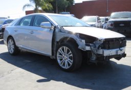 2019 Cadillac XTS - Image 4