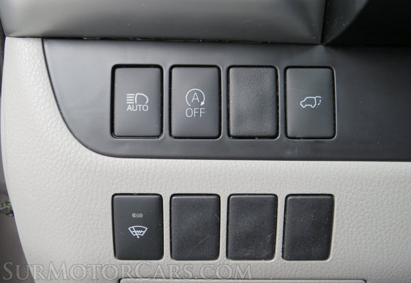 2019 Toyota Highlander - Image 38