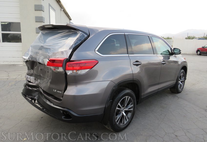 2019 Toyota Highlander - Image 5
