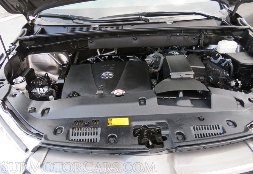 2019 Toyota Highlander - Image 52