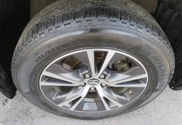 2019 Toyota Highlander - Image 48