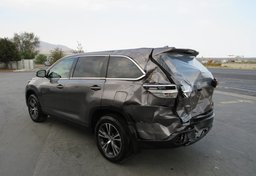 2019 Toyota Highlander - Image 7