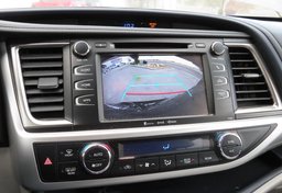 2019 Toyota Highlander - Image 37