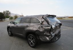 2019 Toyota Highlander - Image 6