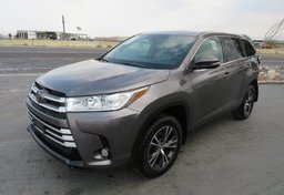 2019 Toyota Highlander - Image 3