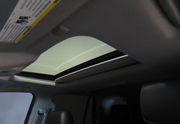 2016 Cadillac Escalade - Image 29