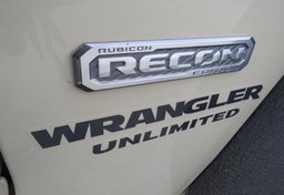 2017 Jeep Wrangler Rubicon Recon - Image 15