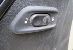 2017 Jeep Wrangler Rubicon Recon - Image 40