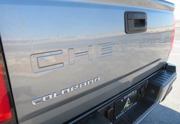 2021 Chevrolet Colorado - Image 19