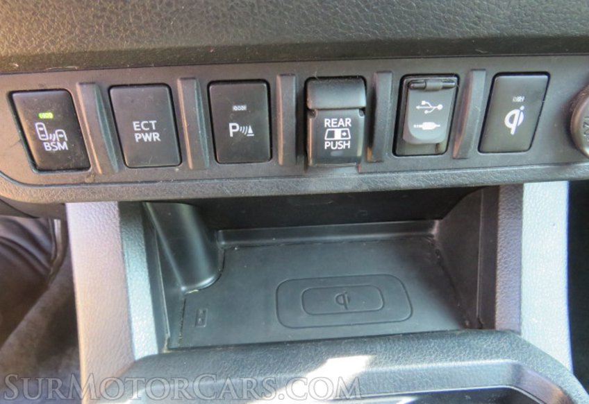 2019 Toyota Tacoma 4WD - Image 43