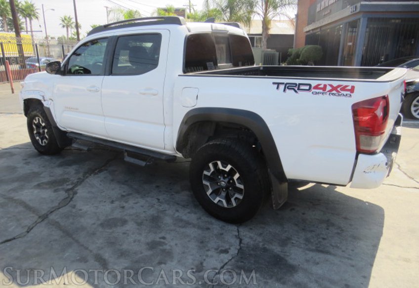2019 Toyota Tacoma 4WD - Image 7