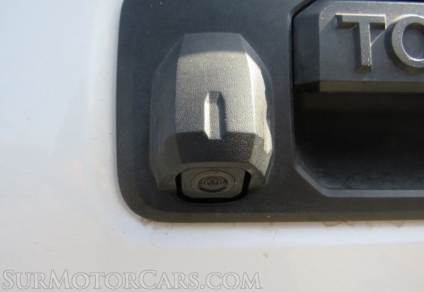 2019 Toyota Tacoma 4WD - Image 20