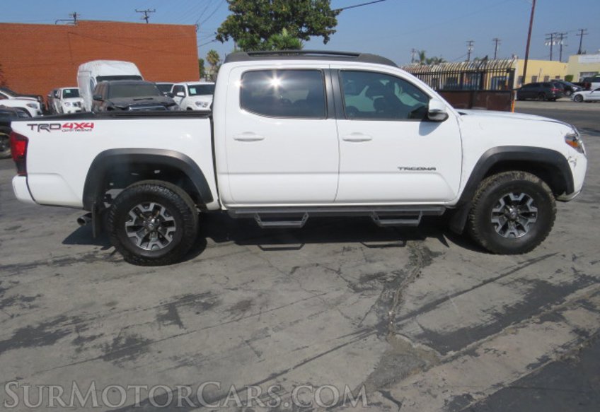 2019 Toyota Tacoma 4WD - Image 5