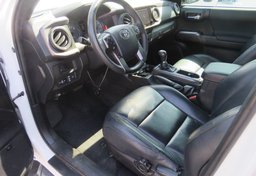 2019 Toyota Tacoma 4WD - Image 28