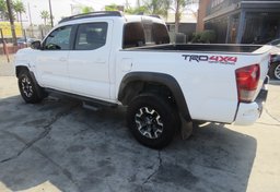 2019 Toyota Tacoma 4WD - Image 7