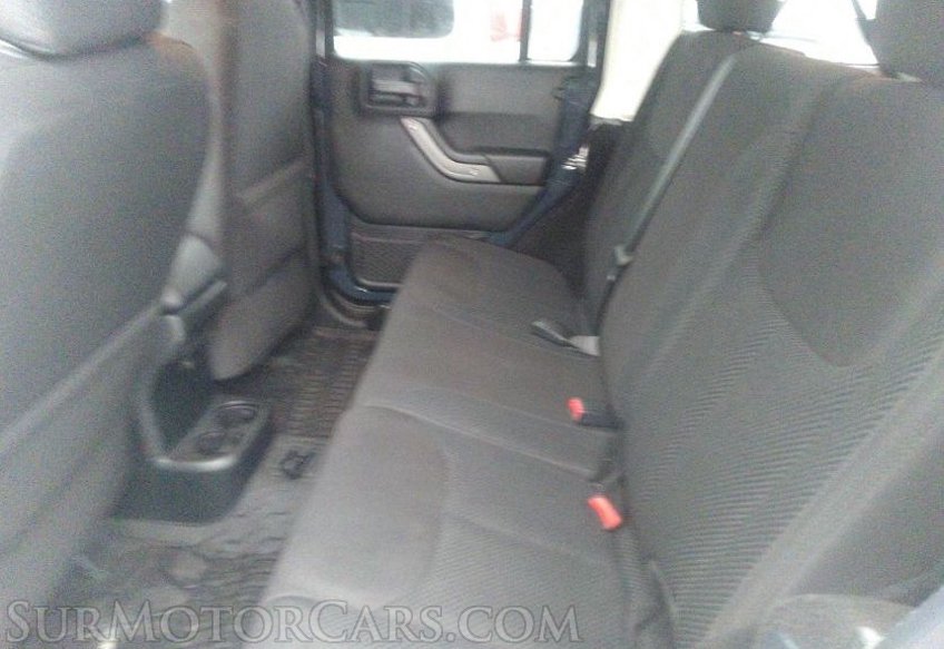 2017 Jeep Wrangler Unlimited - Image 5