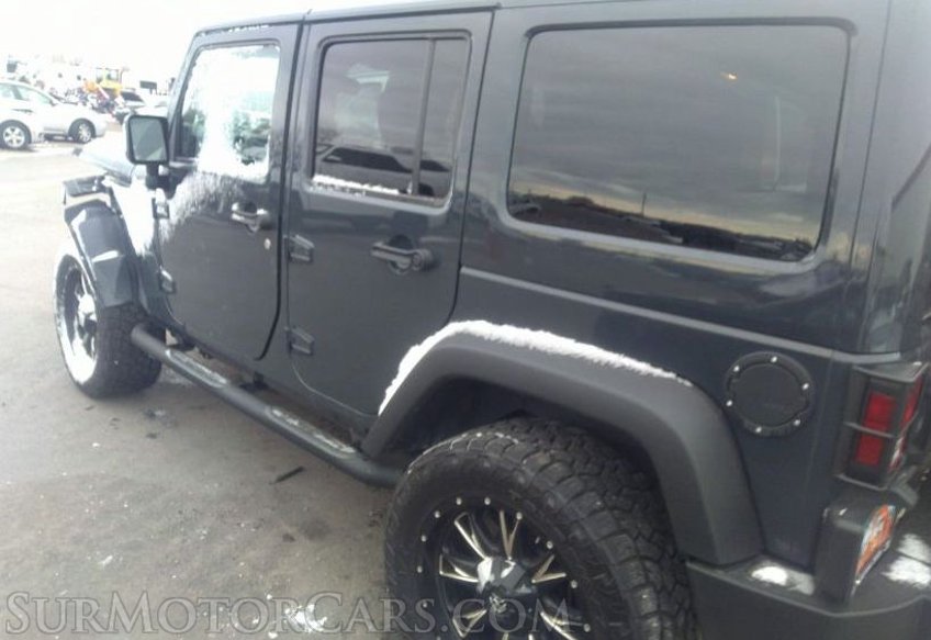 2017 Jeep Wrangler Unlimited - Image 3