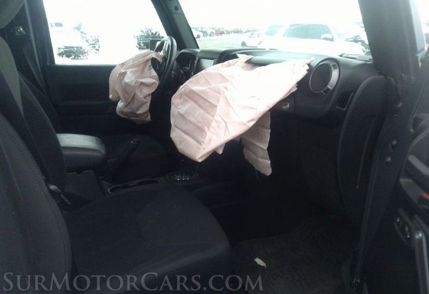 2017 Jeep Wrangler Unlimited - Image 4