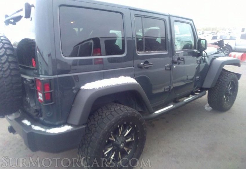 2017 Jeep Wrangler Unlimited - Image 2