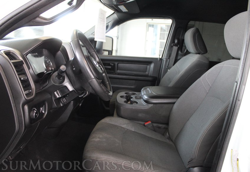 2023 Ram 3500 - Image 26