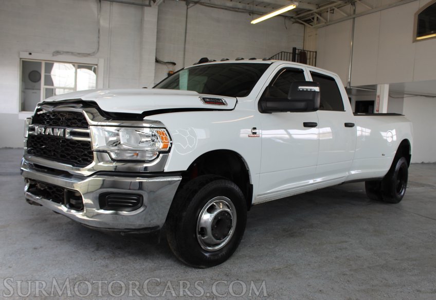 2023 Ram 3500 - Image 3