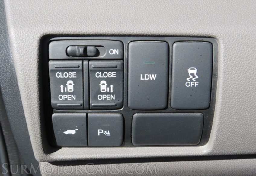 2016 Honda Odyssey - Image 47