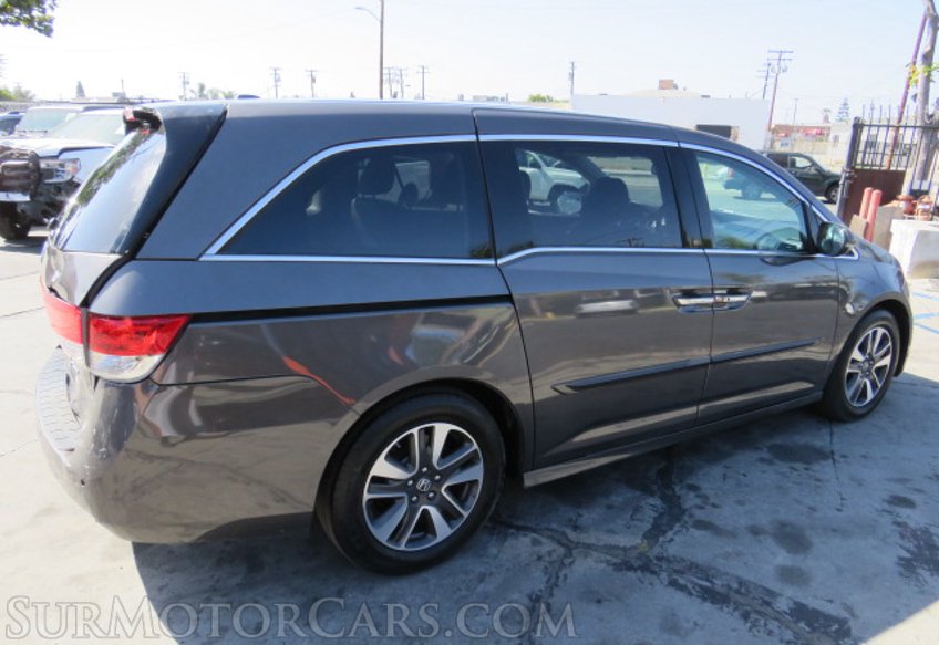 2016 Honda Odyssey - Image 10