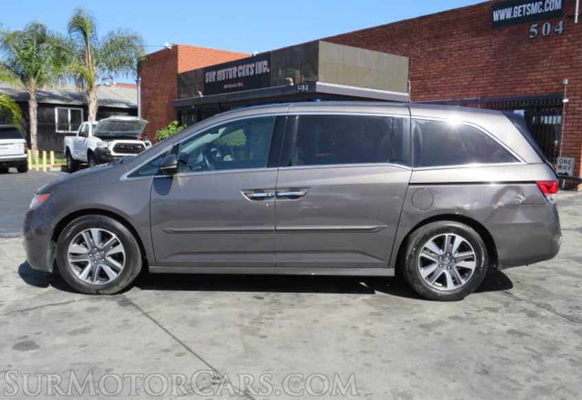 2016 Honda Odyssey - Image 5