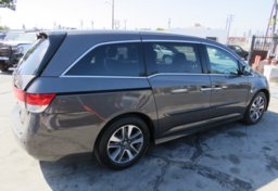 2016 Honda Odyssey - Image 10