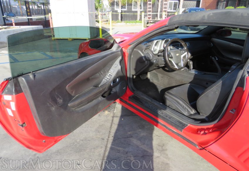 2015 Chevrolet Camaro - Image 23