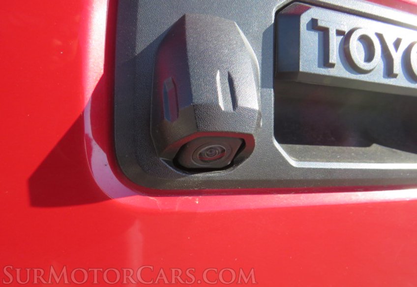 2022 Toyota Tacoma 4WD - Image 15