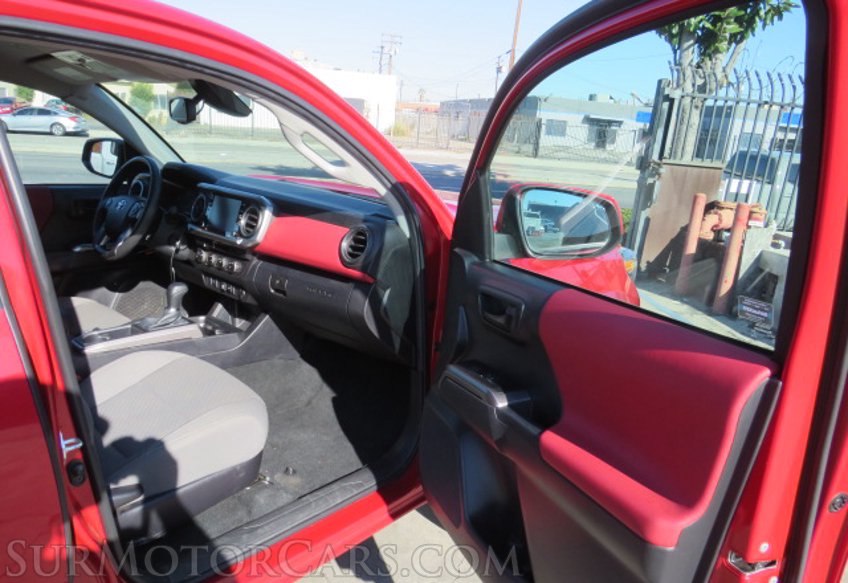 2022 Toyota Tacoma 4WD - Image 22