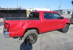 2022 Toyota Tacoma 4WD - Image 7