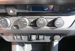 2022 Toyota Tacoma 4WD - Image 37