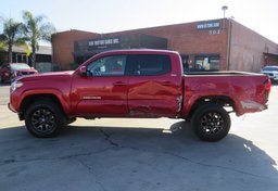 2022 Toyota Tacoma 4WD - Image 6
