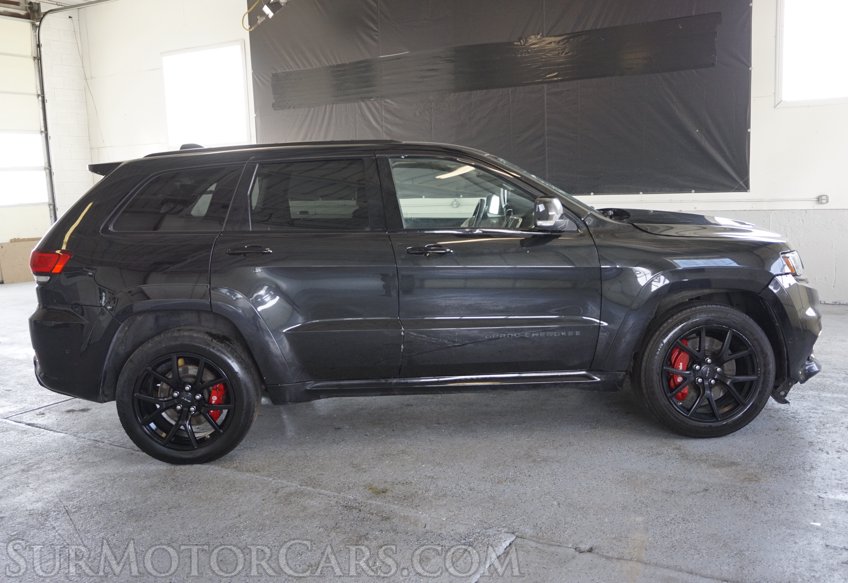 2018 Jeep Grand Cherokee - Image 9
